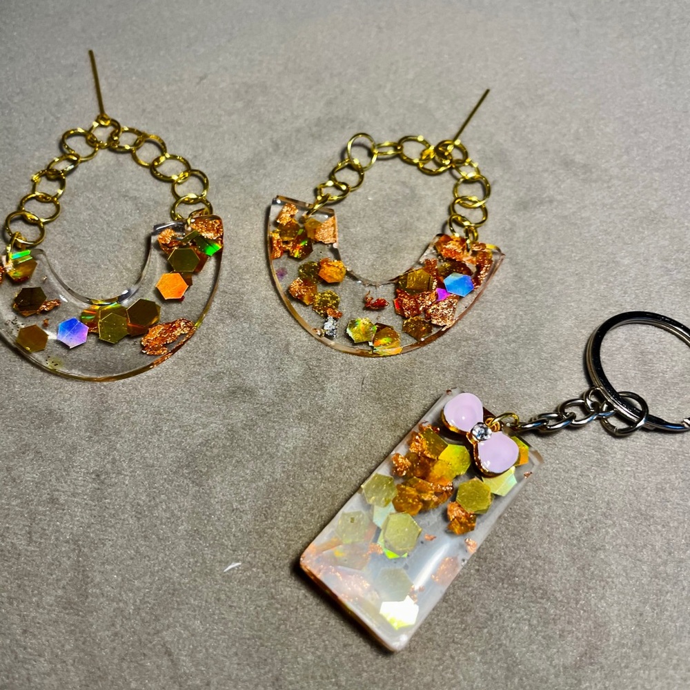Matching resin earrings and key chain set